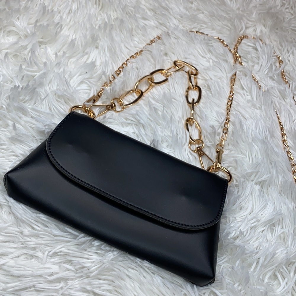 Black & Gold chain Over the Shoulder Clutch Bag